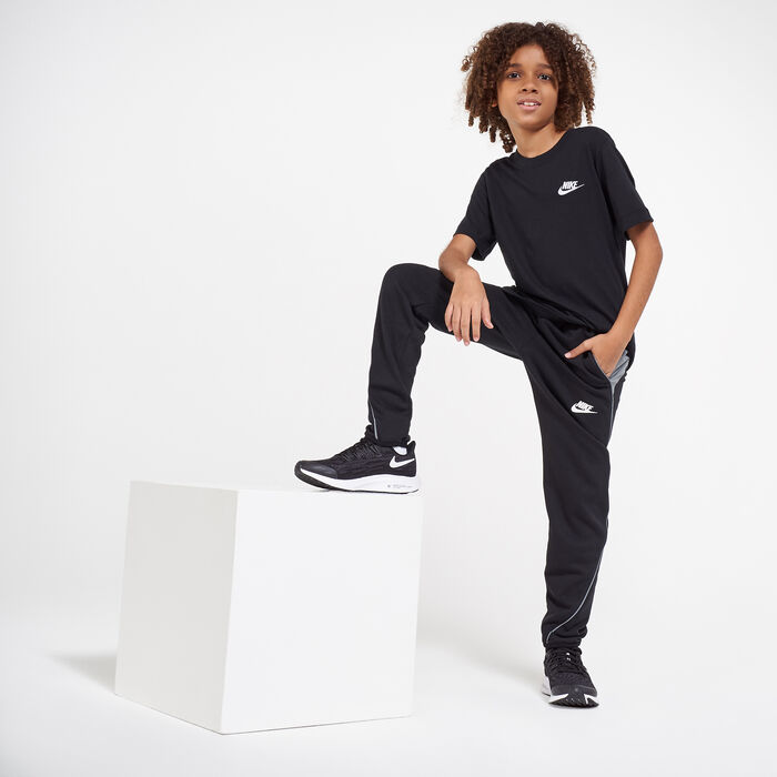 Nike Kids' Sportswear T-Shirt (Older Kids) Black image number 2