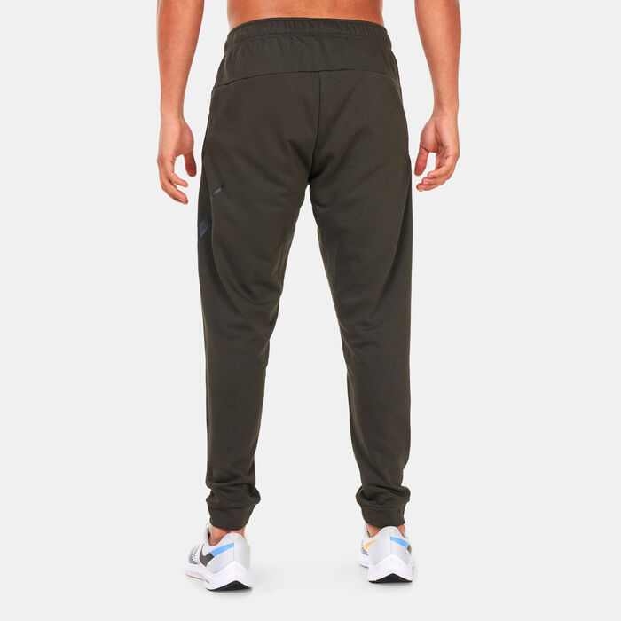 Nike Men's Dri-FIT Dry Graphic Tapered Training Pants Green image number 1