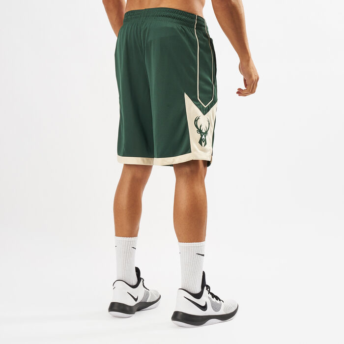 Nike Men's Milwaukee Bucks NBA Mesh Shorts