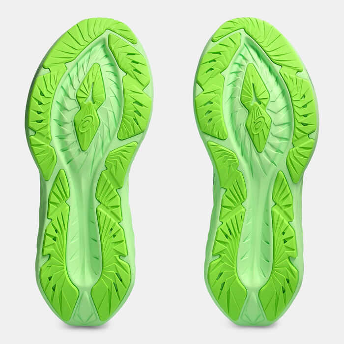 ASICS Men's NOVABLAST 4 Running Shoes Green image number 3