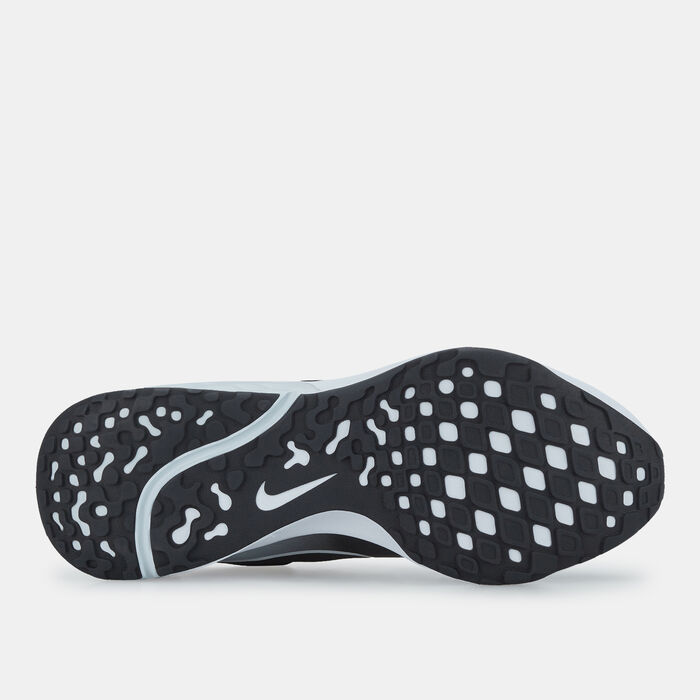 Nike Men's Renew Run 3 Shoe Green image number 4