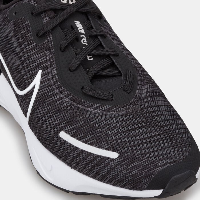 Buy Nike Women's Renew Run 4 Shoe Black in Dubai, UAE -SSS