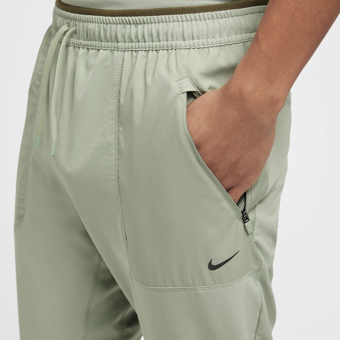 Nike Men's Phenom Running Division Dri-FIT Running Trousers Green image number 2