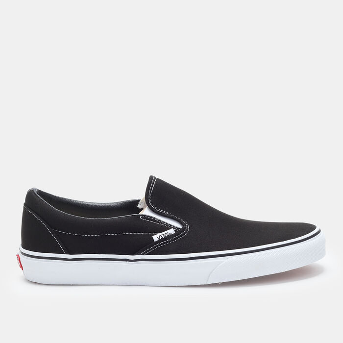 Buy Vans Classic Slip-On Unisex Shoe Black in Dubai, UAE -SSS