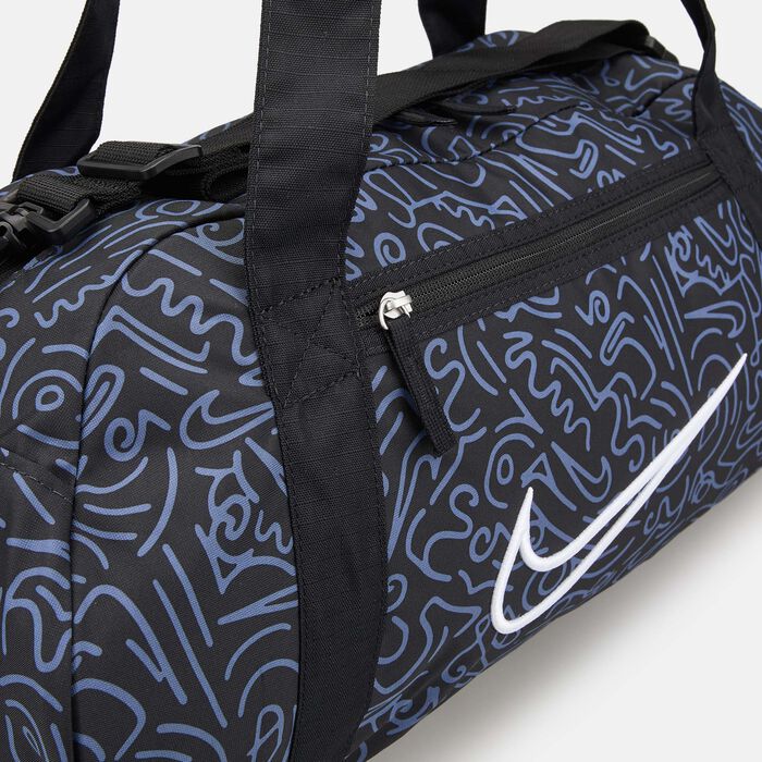Buy Nike Women's Gym Club Duffel Bag Black in Dubai, UAE -SSS