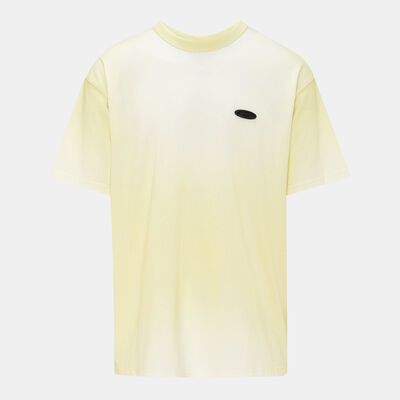 Nike Men's Sportswear Premium Essentials T-Shirt Yellow