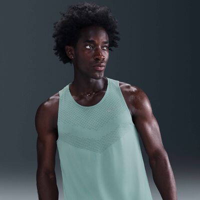 Nike Men's Stride Dri-FIT ADV Running Tank Top Green