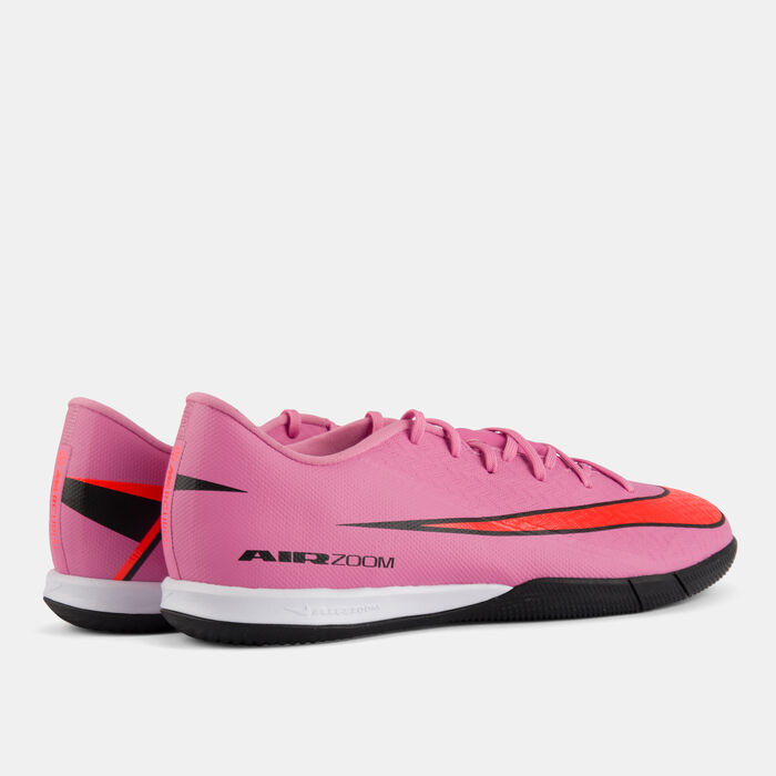 Nike Men's Mercurial Vapor 16 Academy Football Shoes Pink image number 2