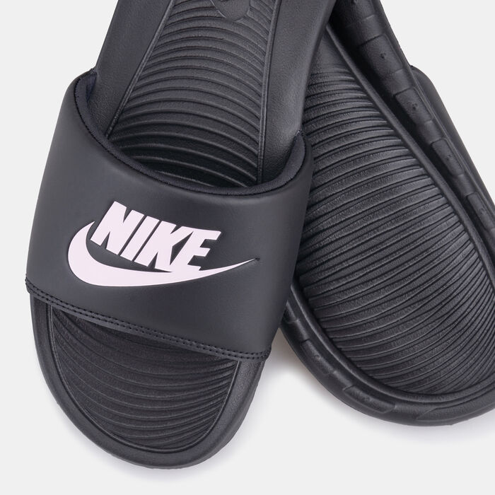 Nike Women's Victori Slides Black image number 2