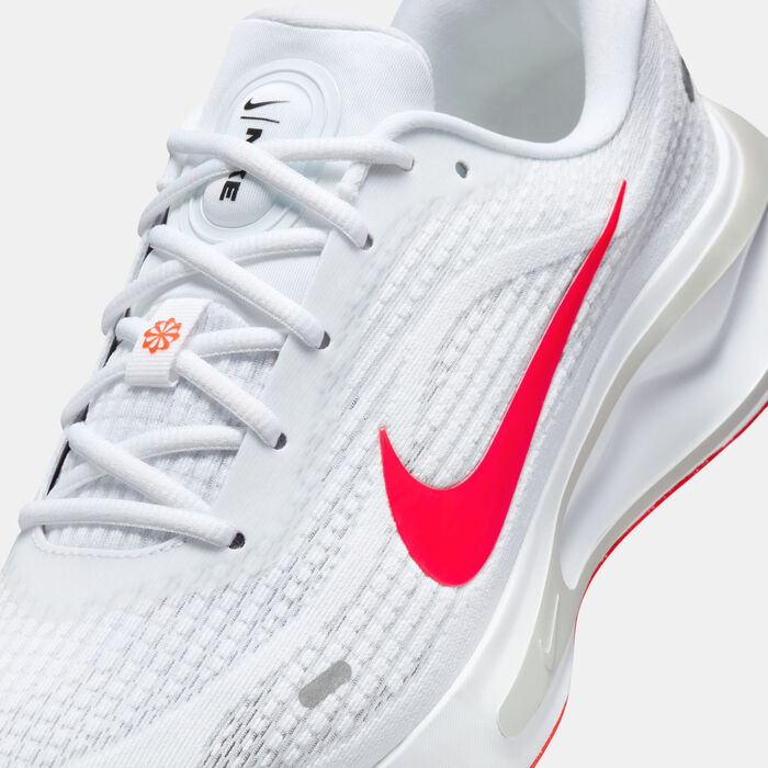 Nike Men's Journey Run Road Running Shoes White image number 4