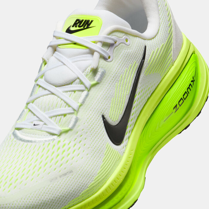 Nike Women's Vomero 18 Road Running Shoes Green image number 4